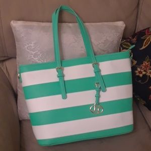 Green and white striped purse watch w/watch